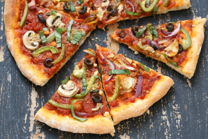 veggie-vegan-pizza-veganricha-5762-1.jpg