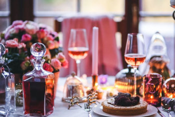 dinner-meal-table-wine.jpg