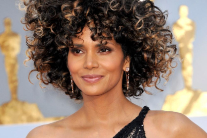 H φωτογραφία που επέλεξε η Halle Berry για να γιορτάσει τα 53α γενέθλιά της