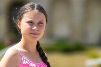 H 16χρονη ακτιβίστρια Greta Thunberg θα διασχίσει τον Ατλαντικό με ιστιοφόρο