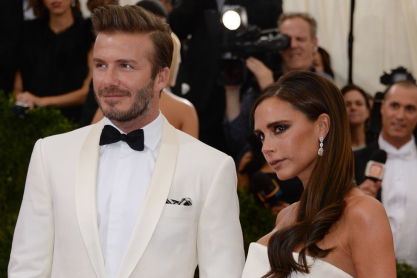 Η Harper Beckham κάνει διακοπές με τους γονείς της και έχει μεγαλώσει πολύ