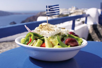 Η FAZ «υμνεί» την ελληνική χωριάτικη σαλάτα
