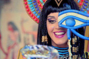 Πάνω από 2 εκατ. δολάρια θα κοστίσει η αντιγραφή στην Katy Perry και την ομάδα της