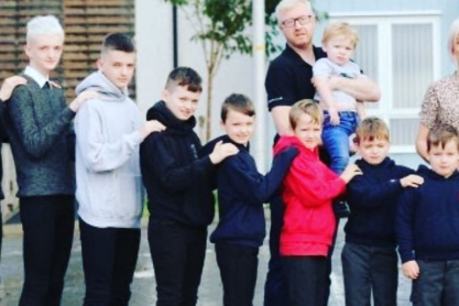 H μαμά που απέκτησε μια κόρη μετά από 10 γιους αφηγείται την ιστορία της