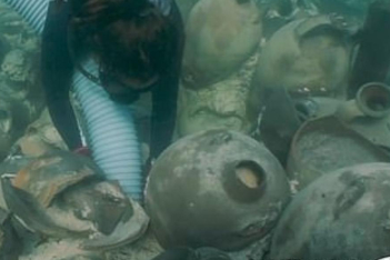 Βρέθηκε ναυάγιο 1.700 ετών - Τέλεια διατηρημένοι αμφορείς είχαν λάδι και κρασί 