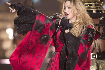 Dennis Rodman: "Η Madonna μου πρόσφερε 20 εκατομμύρια δολάρια για να κάνουμε παιδί"