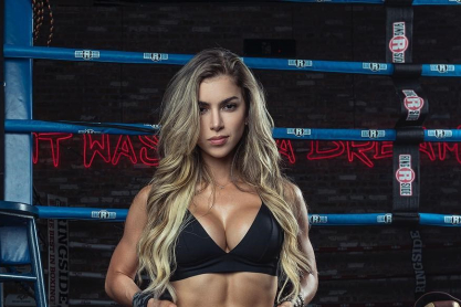 Anlella Sagra: Oι κοιλιακοί της Κολομβιανής μας άφησαν με το στόμα ανοιχτό