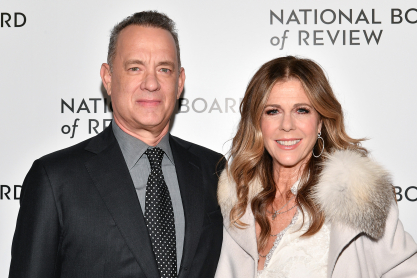 «Κoukla»: Tο σχόλιο της Rita Wilson στα ελληνικά στη φωτογραφία της Jennifer Αniston προκάλεσε παροξυσμό