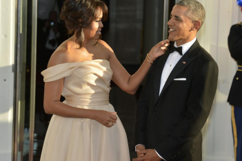 Ο Barack και η Michelle Obama γιορτάζουν 27 χρόνια γάμου -H τρυφερή φωτογραφία τους