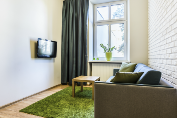 Δείτε πως μπορείτε να αλλάξετε το μικροσκοπικό σας διαμέρισμα με ένα μόνο υλικό