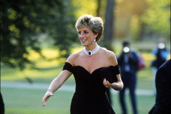 Από την Πριγκίπισσα Diana στην Κendall Jenner αυτά είναι τα 8 iconic L.B.D όλων των εποχών