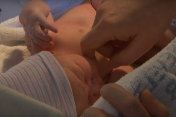 «Breastmilk»: Το ντοκιμαντέρ - ύμνος στον μητρικό θηλασμό