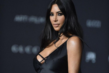 H Kim Kardashian και τα παιδιά της πρωταγωνιστούν στο νέο video clip του Kanye West