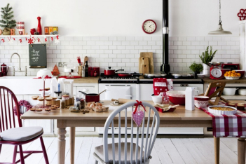 9 τρόποι για να βάλετε την κουζίνα στο πνεύμα των Χριστουγέννων