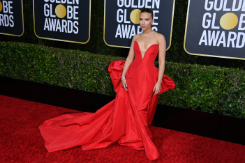 Golden Globes 2020: Οι ωραιότερες εμφανίσεις από το κόκκινο χαλί των Xρυσών Σφαιρών