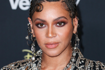 Δημοσιογράφοι απολογούνται για τα αρνητικά σχόλια που έκαναν στην 7χρονη κόρη της Beyoncé 
