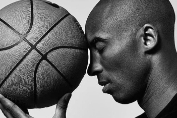 Οι κορυφαίες στιγμές από την καριέρα του Kobe Bryant που τον έκαναν θρύλο, σ' ένα νοσταλγικό video
