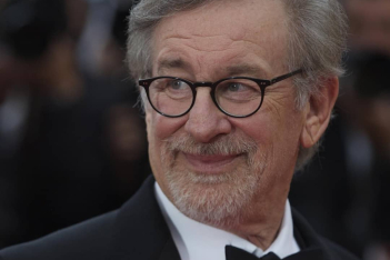 Η κόρη του Steven Spielberg έγινε porn star και ο πατέρας της, τη στηρίζει 