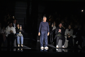 Ο κοροναϊός στην πασαρέλα: O Giorgio Armani και το "κλειστό" fashion show στην Ιταλία