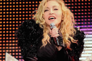 Η Madonna ακυρώνει τις συναυλίες της στο Παρίσι λόγω του κορωνοϊού