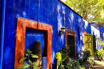Ανακαλύψτε το μπλε σπίτι της Frida Kahlo, κάνοντας virtual tour