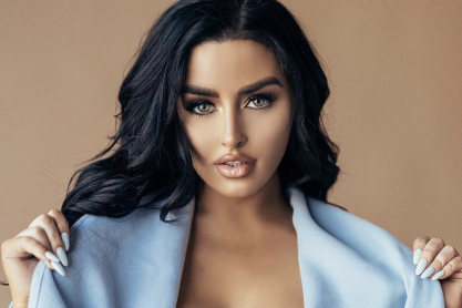 Abigail Ratchford: Η βασίλισσα των καμπυλών θα σας ξετρελάνει