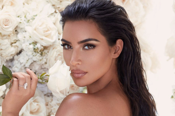 H Kim Kardashian μάς δείχνει βήμα- βήμα το αγαπημένο της μακιγιάζ 