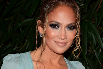 H Jennifer Lopez βλέπει την περίοδο της καραντίνας μία ευκαιρία για να κάνει ένα διάλειμμα από όλα