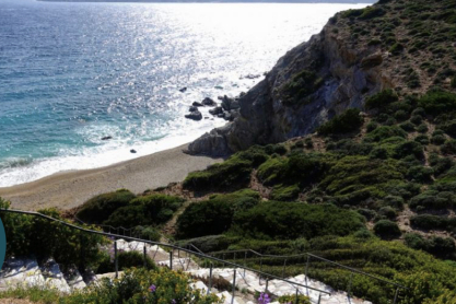 5 παραλίες της Αττικής για να νιώσεις σαν σε νησί