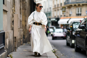 Πώς φορούν το λευκό φόρεμα οι fashionistas φέτος την άνοιξη - Κρατήστε σημειώσεις