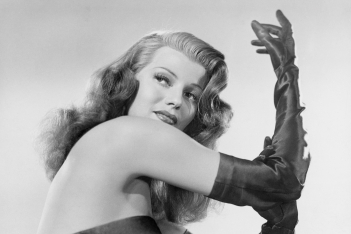Rita Hayworth: Σαν σήμερα φεύγει από τη ζωή η θρυλική κοκκινομάλλα diva του Hollywood ή αλλιώς "Gilda"