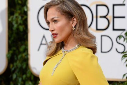 Jennifer Lopez: Το Instagram post που δείχνει τη star, πιο γυμνασμένη από ποτέ