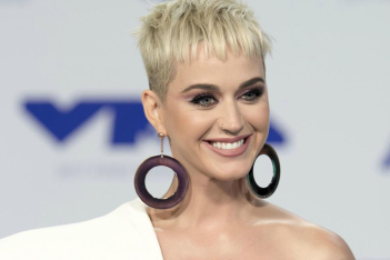 Η Katy Perry εξομολογείται ότι είχε σκεφτεί να αυτοκτονήσει και τι ήταν αυτό που τελικά τη σταμάτησε
