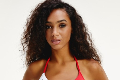 Η συλλογή Tommy Hilfiger Swimwear ήρθε να δώσει ένα σύγχρονο twist στις ηλιόλουστες μέρες του καλοκαιριού