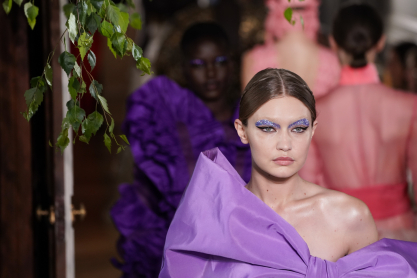 O Valentino διοργανώνει το πρώτο του ψηφιακό Haute Couture show