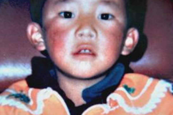 Τι απέγινε ο 6χρονος που ο Dalai Lama αναγνώρισε ως μετενσάρκωση του Panchen Lama και αγνοείται 25 χρόνια