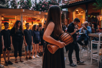 Talk Talk: Ζάκυνθος, αποδόμηση των στερεοτύπων και κοινωνική απελευθέρωση