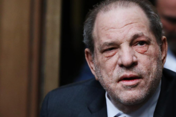 19εκ. δολαρία αποζημίωση ανακοινώθηκε για τις γυναίκες- θύματα σεξουαλικής παρενόχλησης από τον Harvey Weinstein 