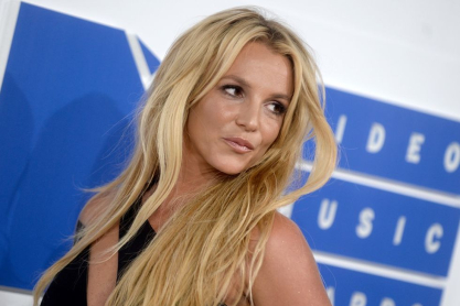 Η Britney Spears αποκαλύπτει το απίστευτο τατουάζ που έκανε σε όλο της το σώμα