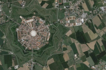 10 από τα πιο περίεργα πράγματα που μπορείς να δεις στο Google Earth