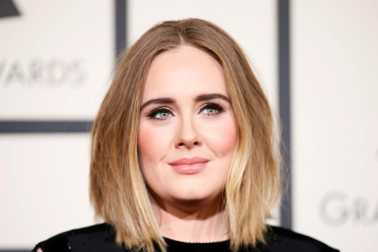 Η νέα εντυπωσιακή εμφάνιση της Adele στο Instagram μετά τη μεγάλη αλλαγή στην εικόνα της