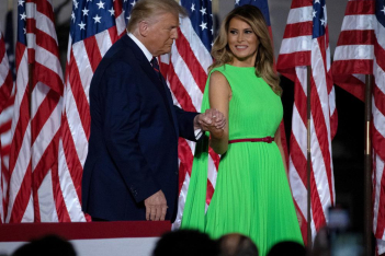 Donald & Melania Trump: Ανακοίνωσαν ότι είναι θετικοί στον κορωνοϊό