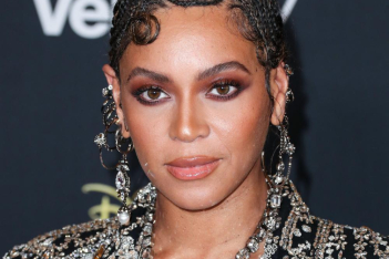Η Beyoncé είναι στην κορυφή των Βραβείων Grammy με 9 υποψηφιότητες