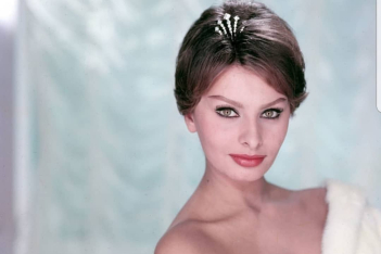 Η Sophia Loren αποκαλύπτει τι μετάνιωσε: «Αυτό ήταν το μεγαλύτερο όνειρο της ζωής μου»