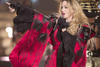 H Madonna φωτογραφίζεται μετά από καιρό με τα έξι παιδιά της και αποθεώνεται από το Instagram