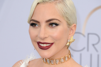 Το κομψό look της Lady Gaga στο Καπιτώλιο και ο συμβολισμός πίσω από την εμφάνισή της