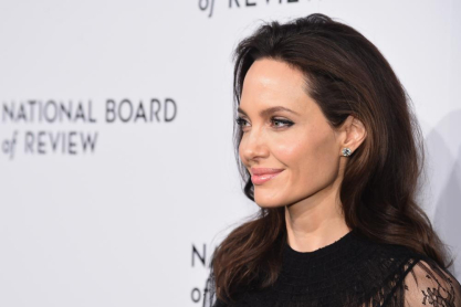 Angelina Jolie: Μιλάει για τον νέο της «ρόλο» ως μαμά κατά τη διάρκεια της καραντίνας