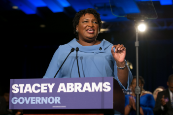 Stacey Abrams: Ποια είναι η πολιτική ηγέτης που είναι υποψήφια για το Νόμπελ Ειρήνης 2021