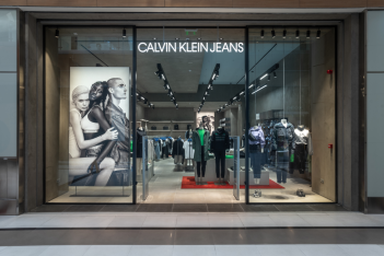 Η SARKK υποδέχεται το νέο CALVIN KLEIN JEANS Store στο Τhe Mall Athens