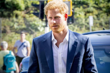 Πρίγκιπας Harry: Ο ιδιαίτερος συμβολισμός πίσω από τα ρούχα που θα φορέσει στην κηδεία του πρίγκιπα Φιλίππου